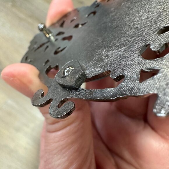 1pc Vintage filigree buckle faux turquoise accents. Gunmetal finish. 5 x 2.75 - Picture 6 of 11